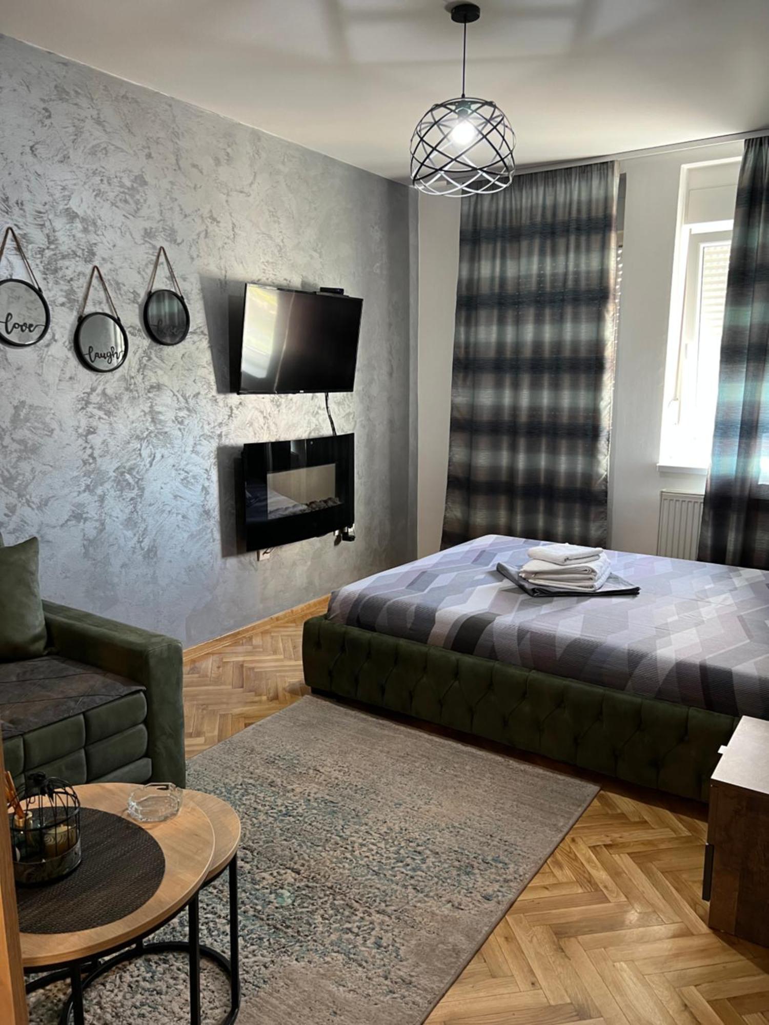 Apartman Didi2- Free Private Parking-Garage Novi Sad Dış mekan fotoğraf